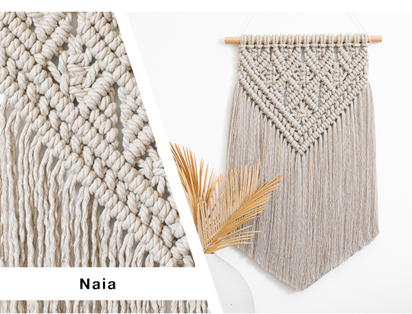 Naia.